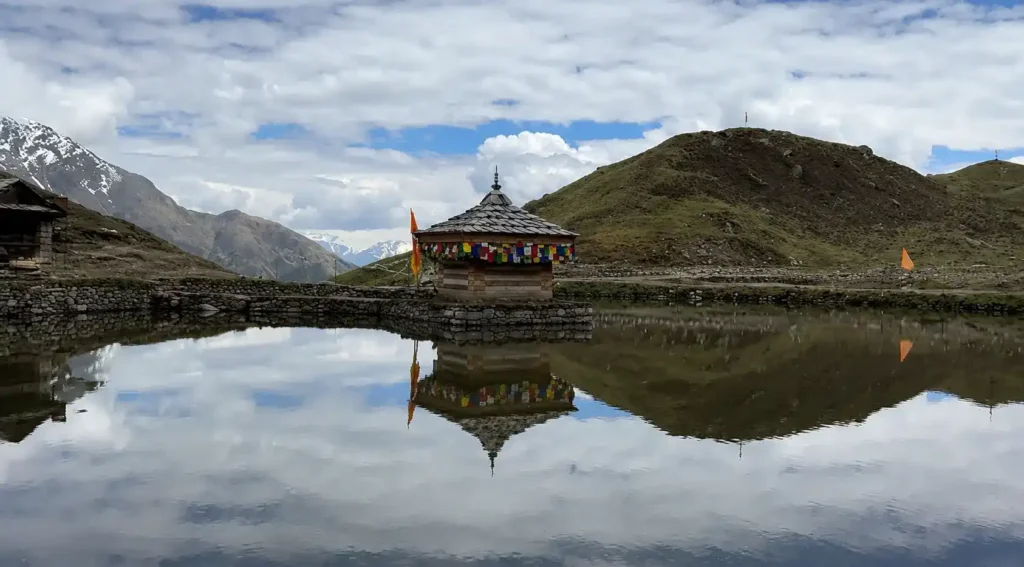 Yulla Kanda Krishna Temple Himachal